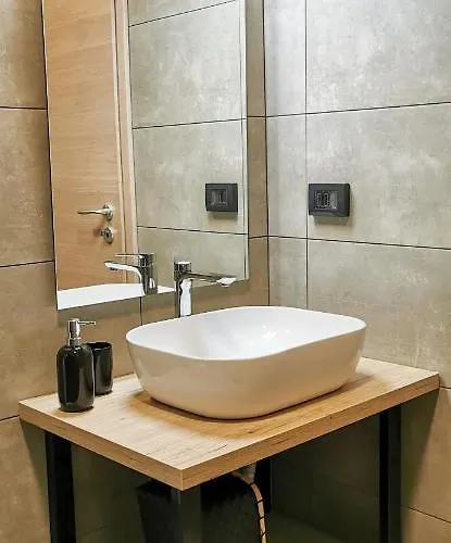 Casa Grzina בית הארחה רוביני