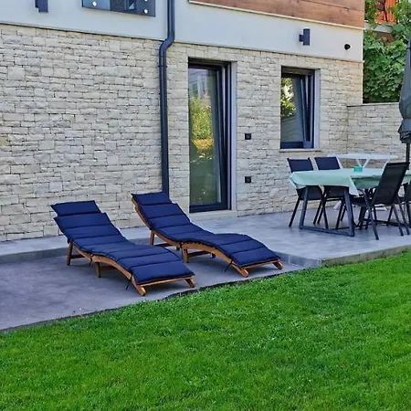 Casa Grzina ゲストハウス