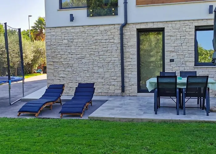 Gasthuis Casa Grzina 3*