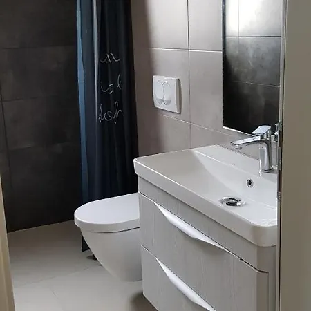 בית הארחה Casa Grzina רוביני
